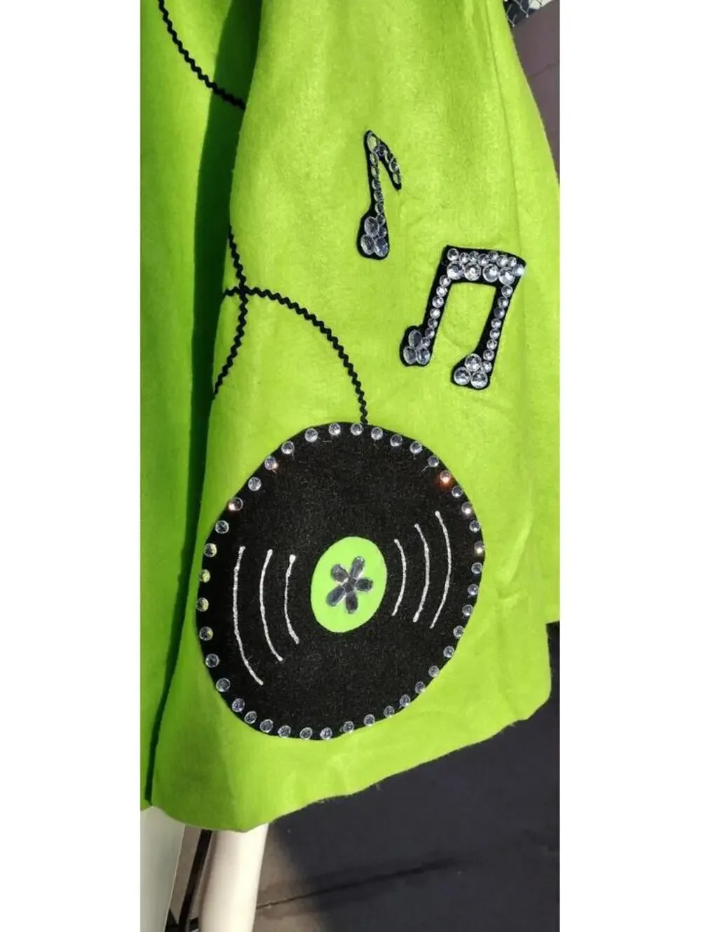 Rockabilly Cosplay Green Neon Full Circle SKirt Size 25 in xs Bejeweled RECORD